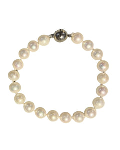 Cream-White Pearl Bracelet